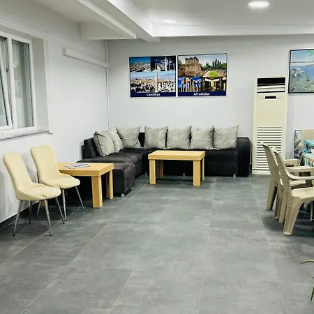 Akapella Hotel